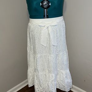 NWT Luxury Eyelet Skirt, XXL